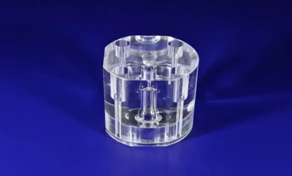 Acrylic manifold
