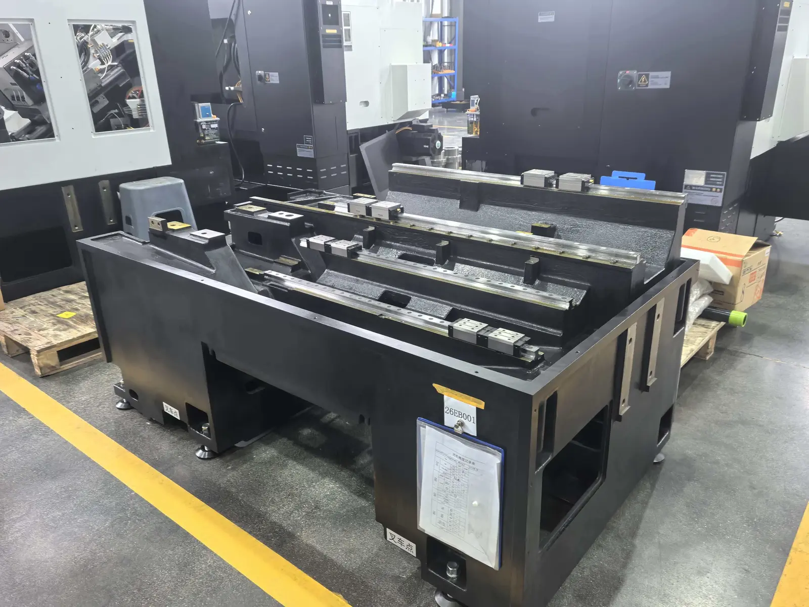 Machine-bed casting with linear guides fitted